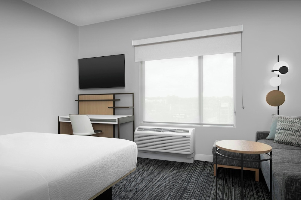 TownePlace Suites By Marriott Lake City - photo 18