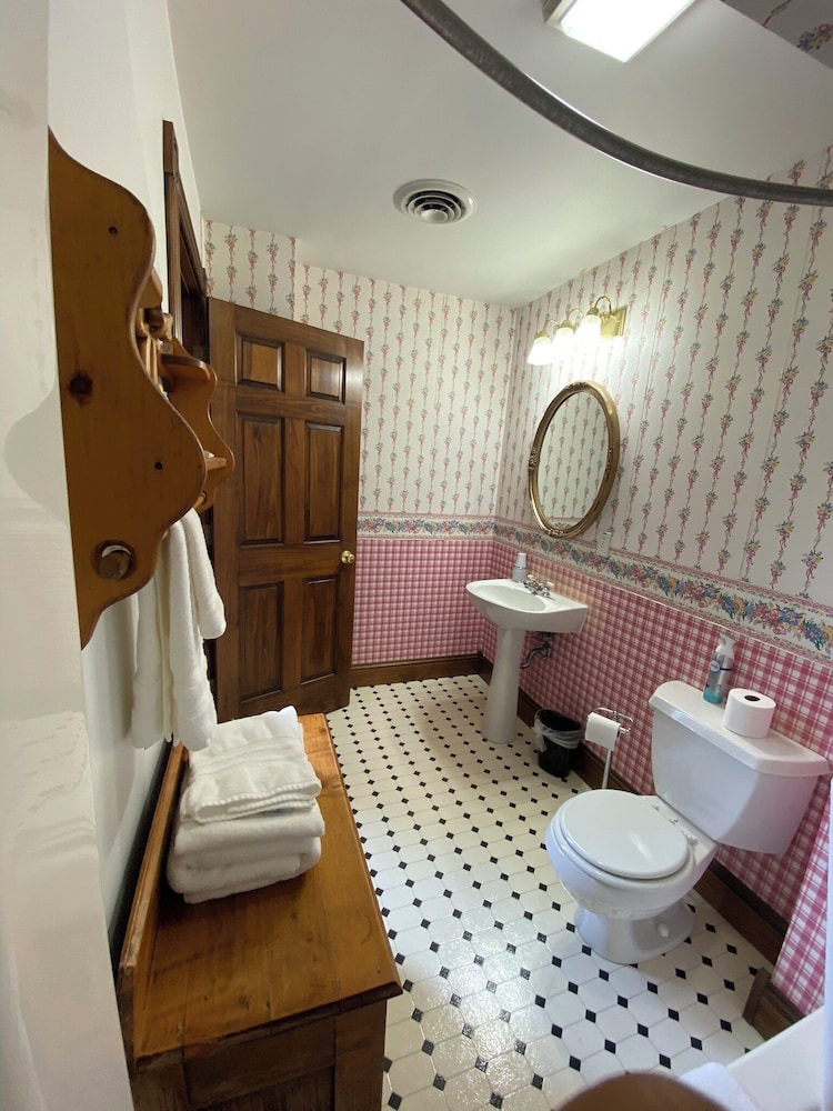 Decker Hotel - photo 54