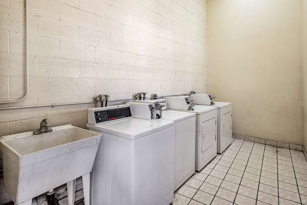 Motel 6 Gardena CA South - photo 25