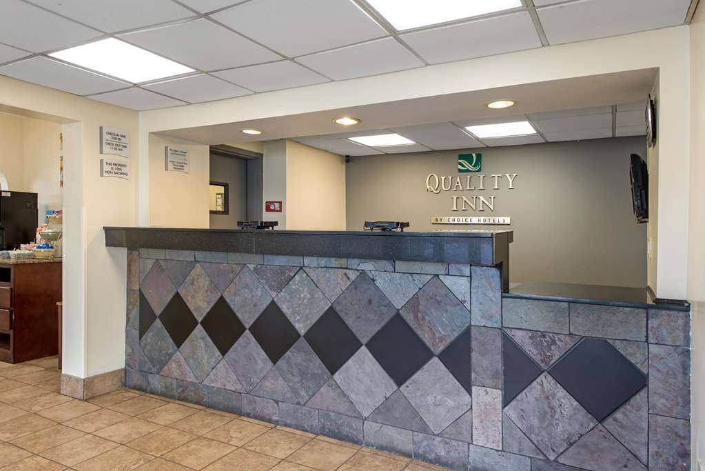 Quality Inn & Suites Lafayette I 65 - photo 2