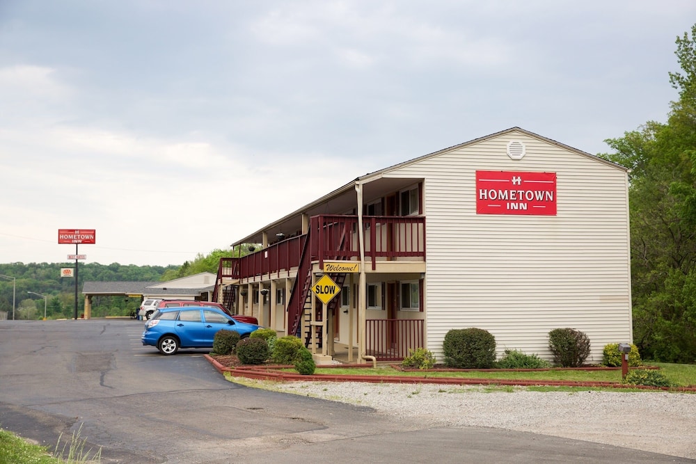 Hometown Inn Athens - photo 16