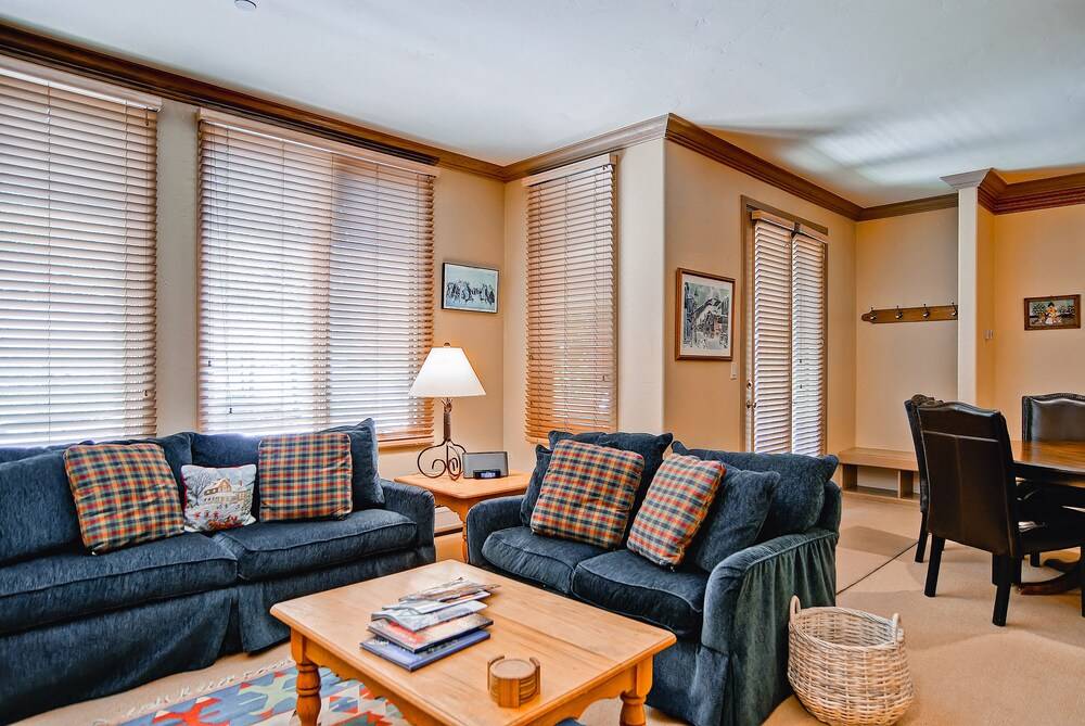 Highlands Slopeside by East West Hospitality - photo 271