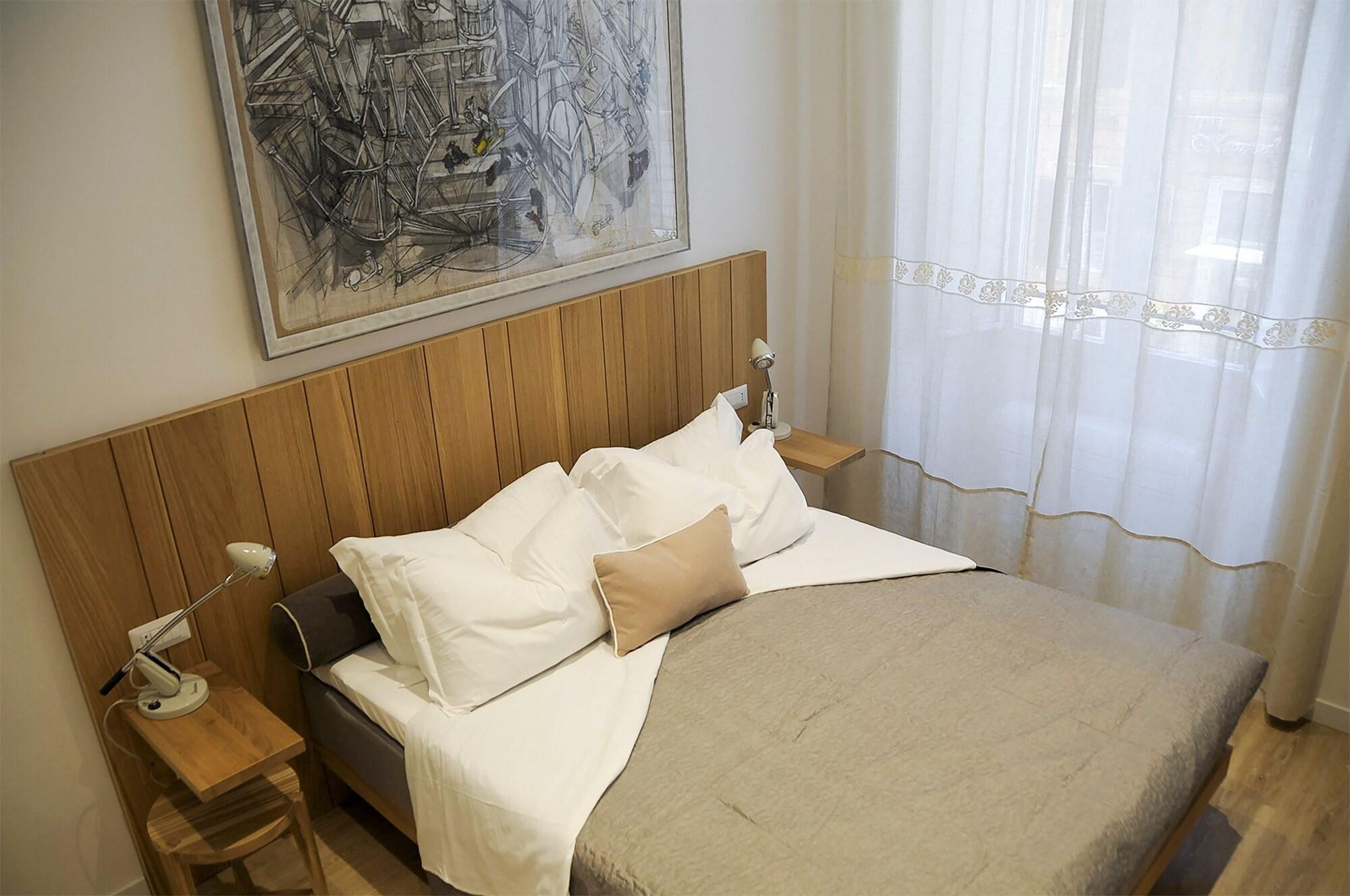 Roma Vespahouse
