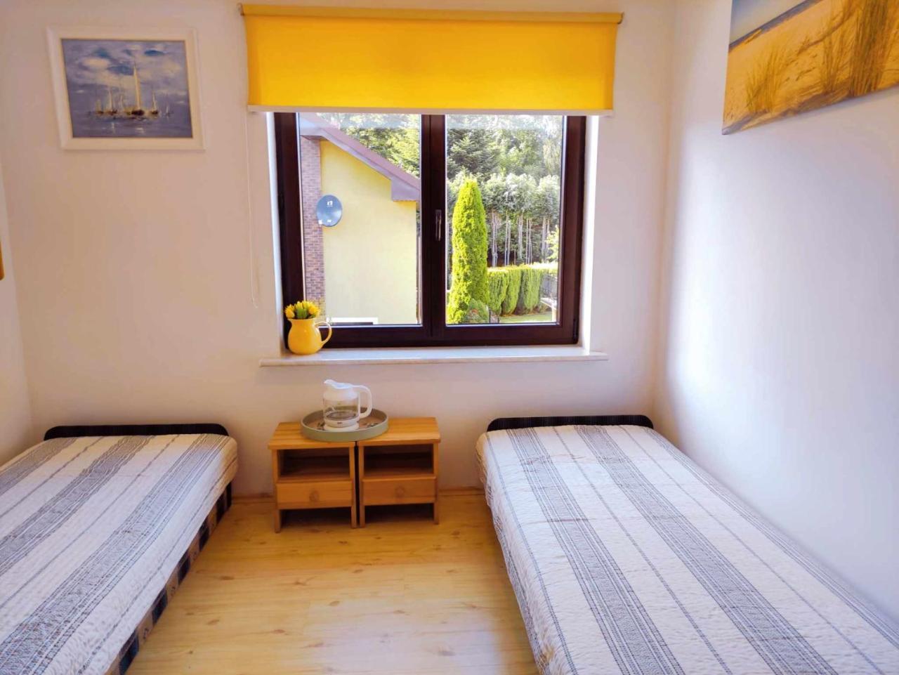 Pokoje Z Łazienkami Obiekt Przy Żeglarzy in Ustka, Poland