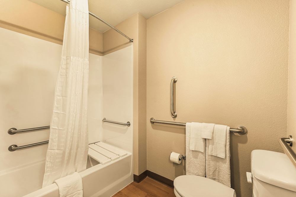 LivAway Suites SLC West Jordan - photo 24