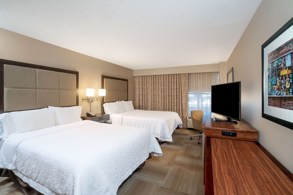 Hampton Inn Lafayette - photo 28