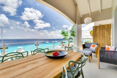 Las Dunas with Stunning Sea View and Shared Pool — 4-Star Luxury Hotel in Kralendijk, Bonaire, Sint Eustatius and Saba