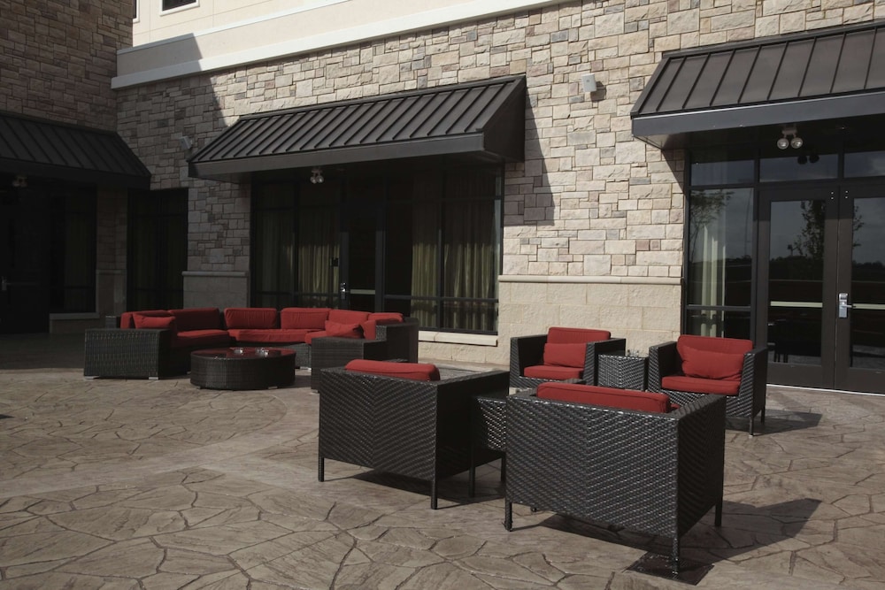 Embassy Suites by Hilton Fayetteville Fort Bragg - photo 49