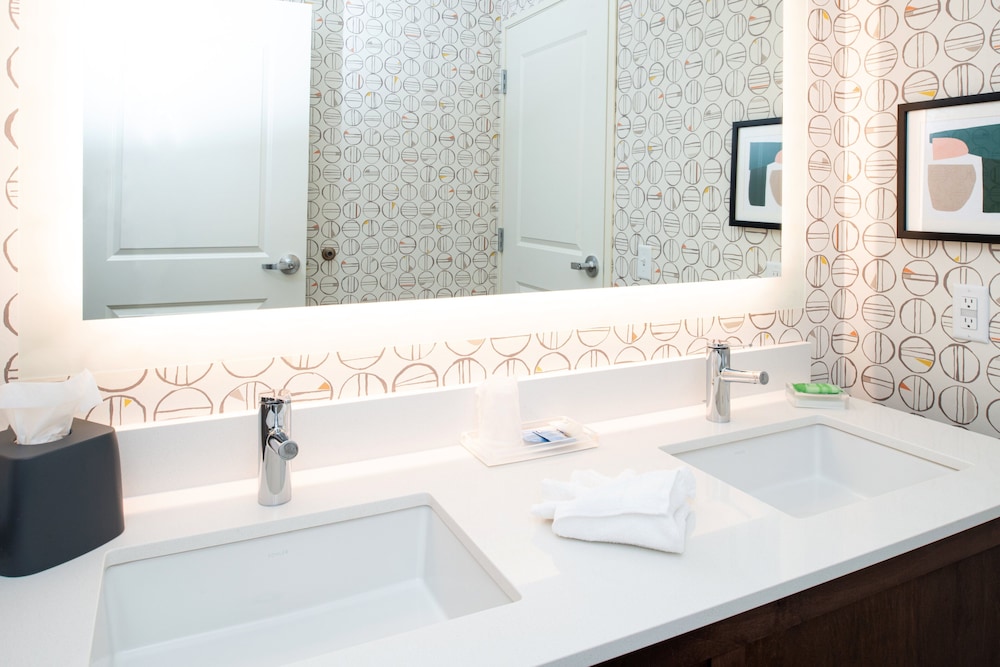 Holiday Inn & Suites Idaho Falls by IHG - photo 28