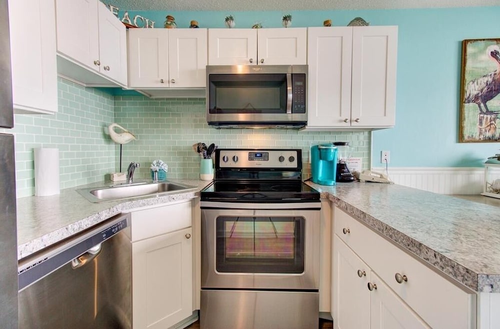 0306 Oceanfront Oasis by Atlantic Towers - photo 11