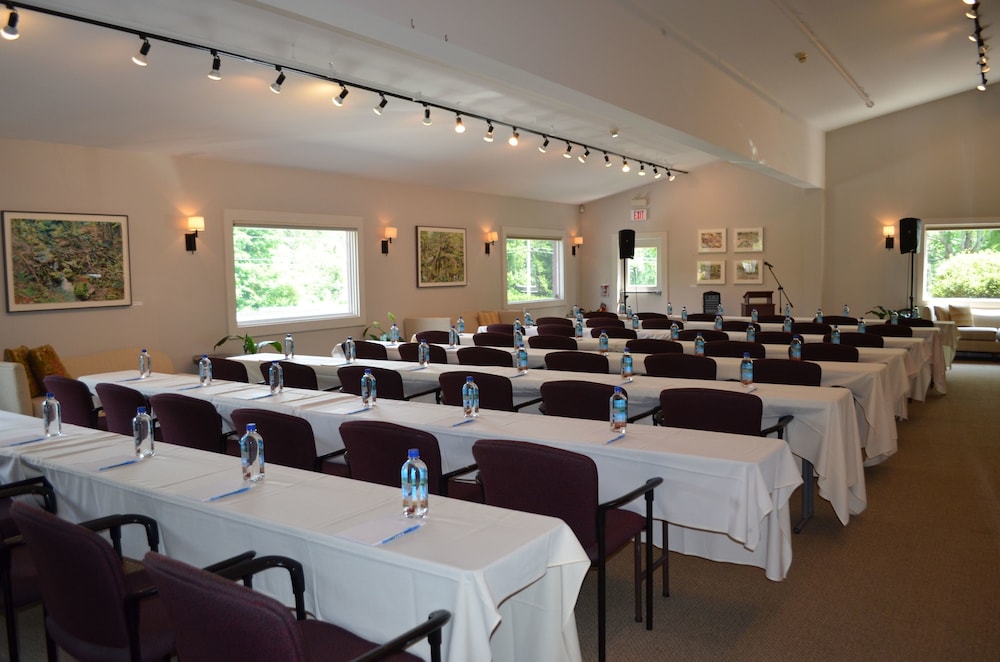 Emerson Resort & Spa - photo 40