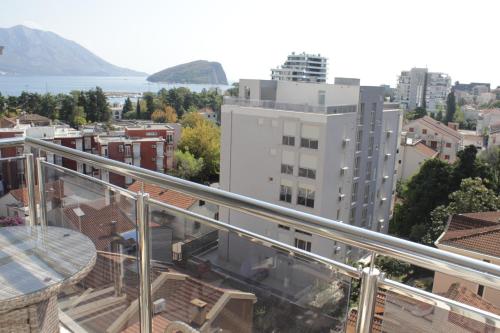 Olimp Lux Ii — Budva — photo 4
