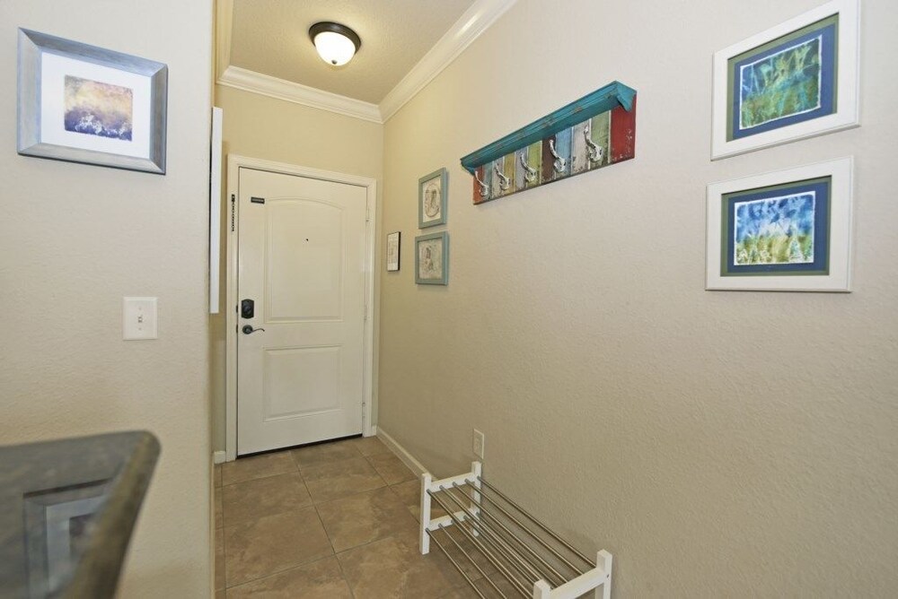 Spacious 2 Bed 2 Bath Condo In Bella Piazza Resort Davenport - photo 3