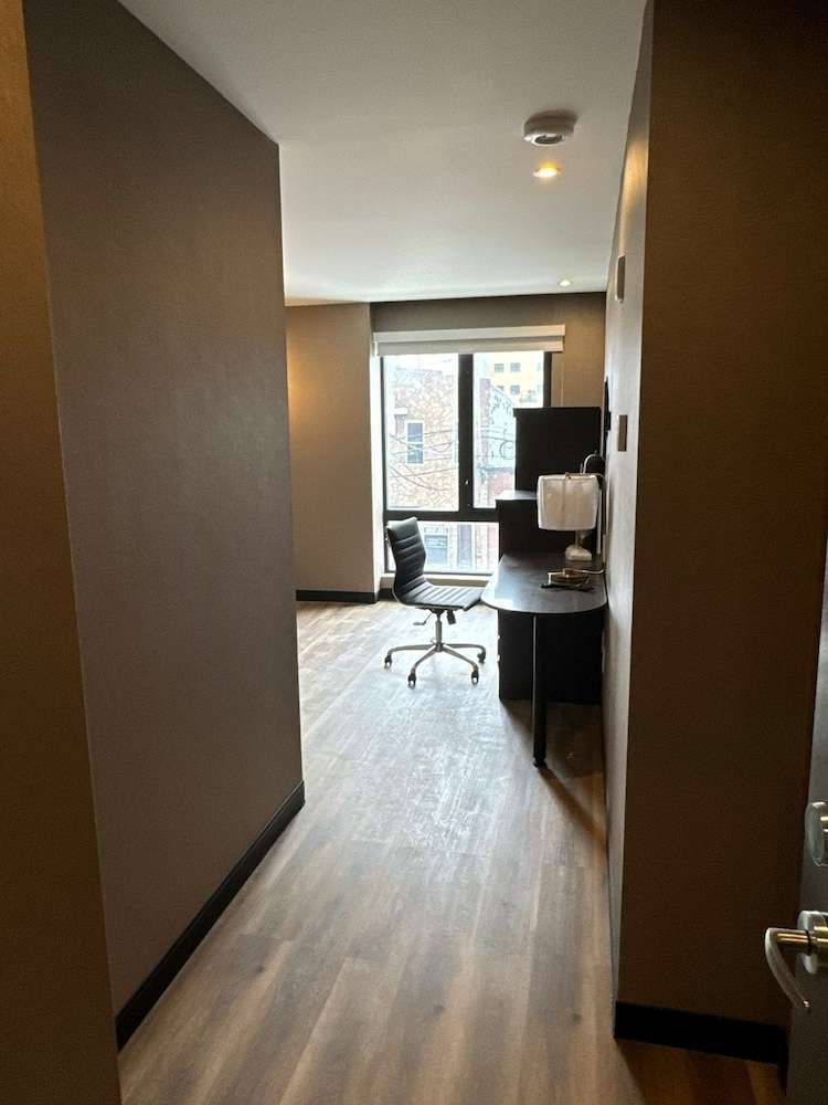 Lux Hotel - photo 8