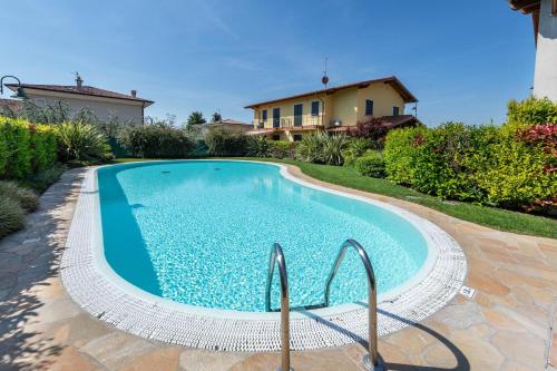 Appartamento Raffa — 4-Star Luxury Hotel in Raffa, Italy