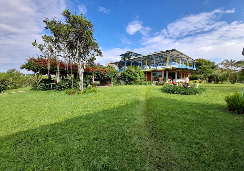 Brugmansia Country Hotel in Montenegro, Colombia