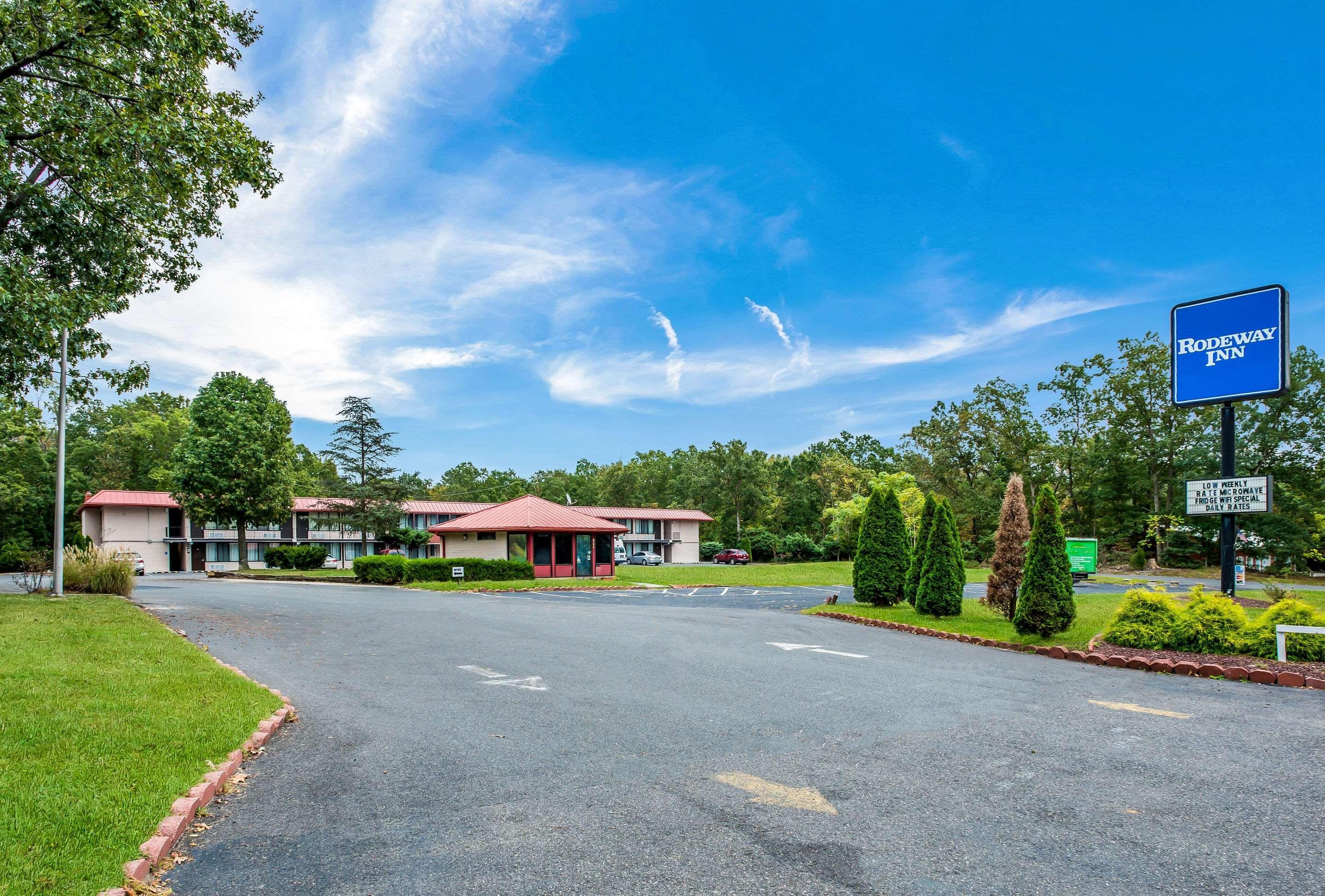 Rodeway Inn - photo 26