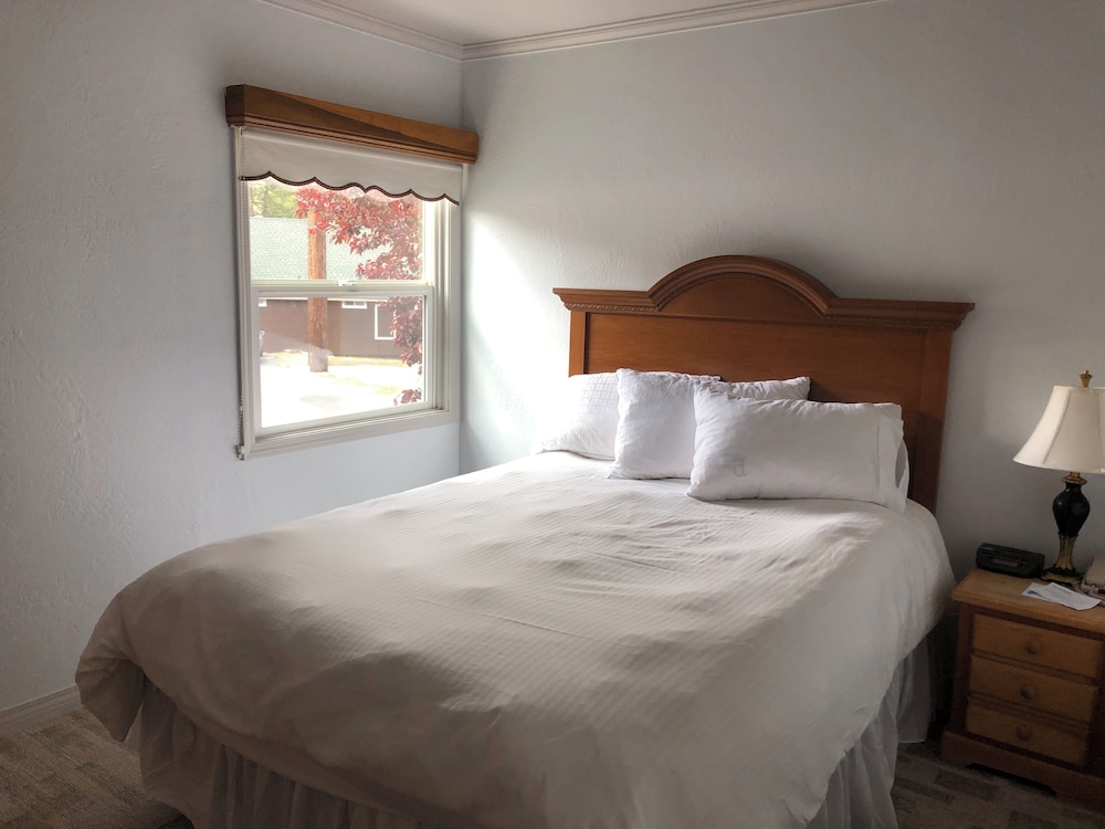 Bay Meadows Resort - photo 12