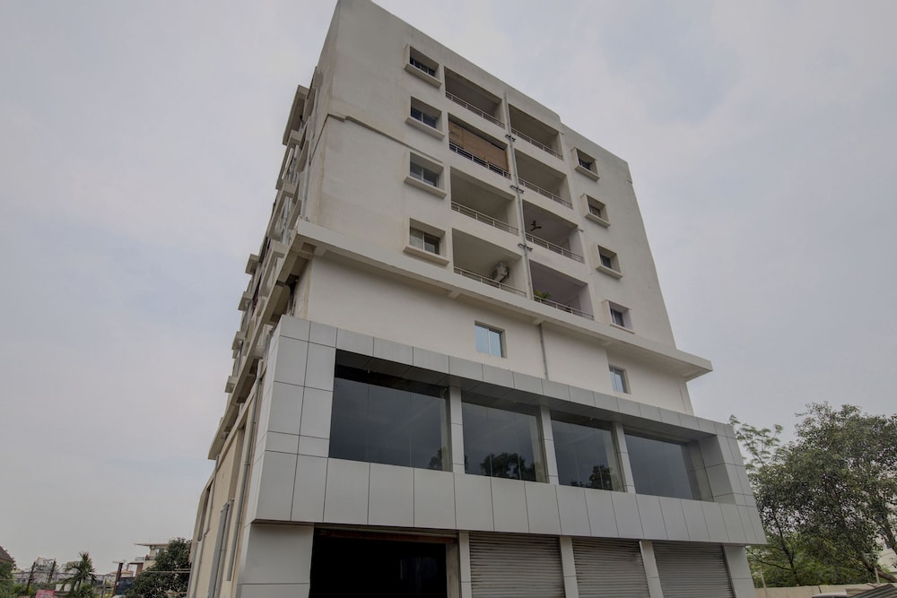 Oyo 22051 Bliss - last minute hotel in Ranchi