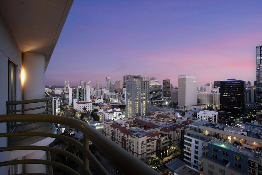 Courtyard by Marriott San Diego Downtown Little Italy - photo 32