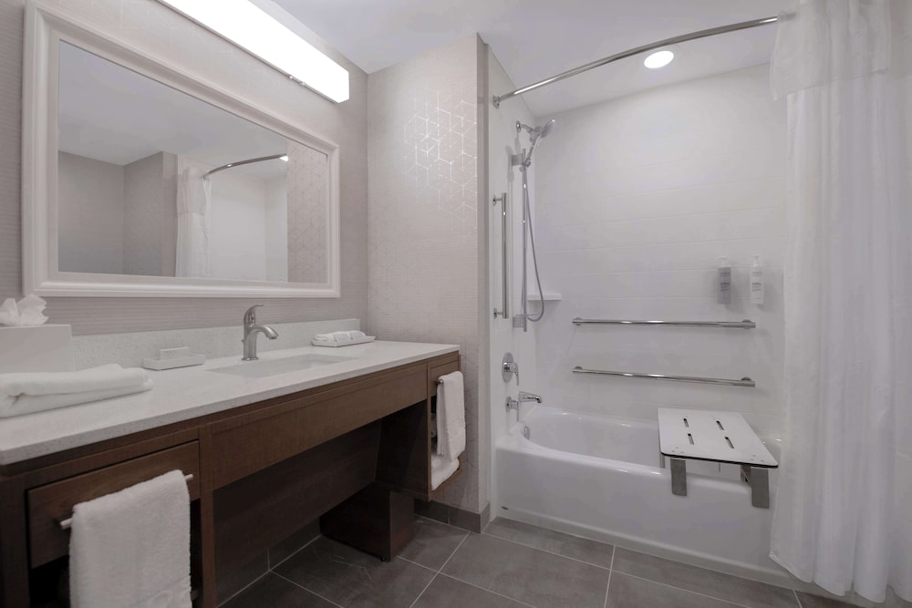 Home2 Suites by Hilton Savannah I95 North - photo 24