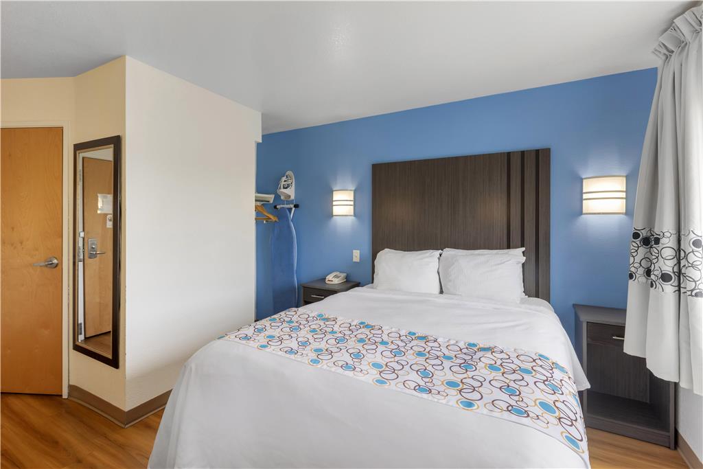 SureStay Plus Hotel by Best Western Niagara Falls East - photo 13