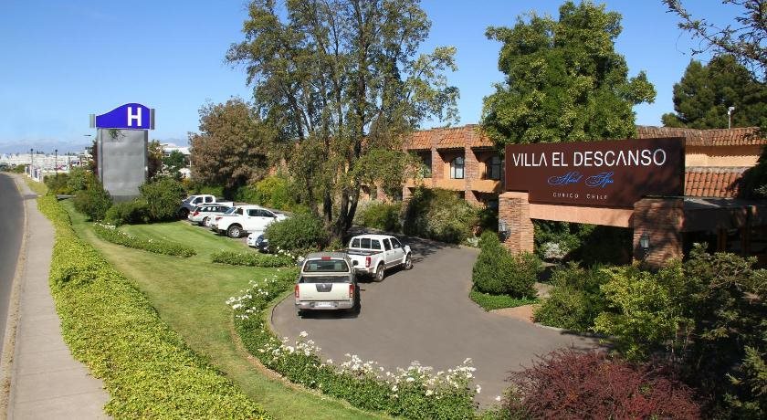 Villa El Descanso — 4-Star Luxury Hotel in Curico, Chile