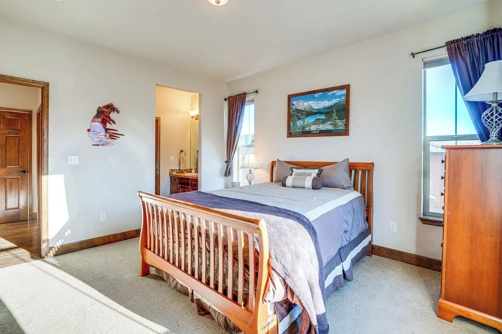 Mtn Views and Private Hot Tub Granby Group Getaway in Granby, United States