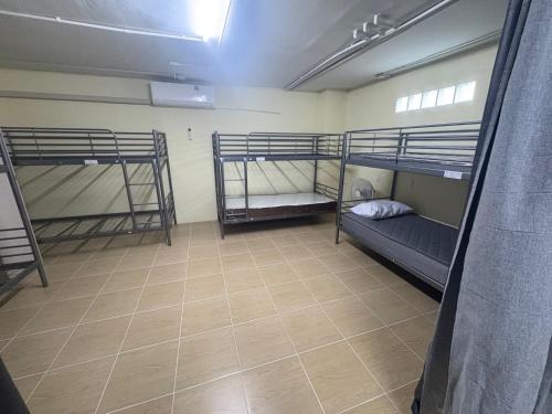 NIJ Lady dorm