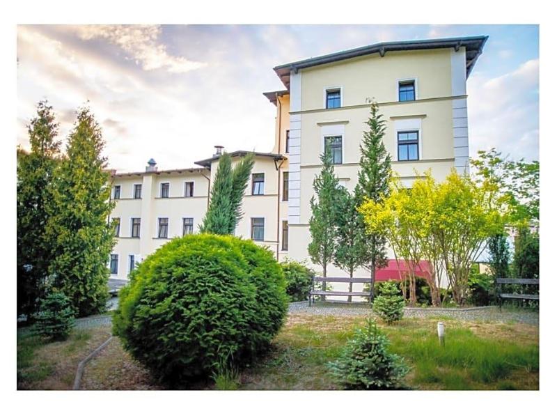 Hotel Fenix — hotel in Jelenia Gora