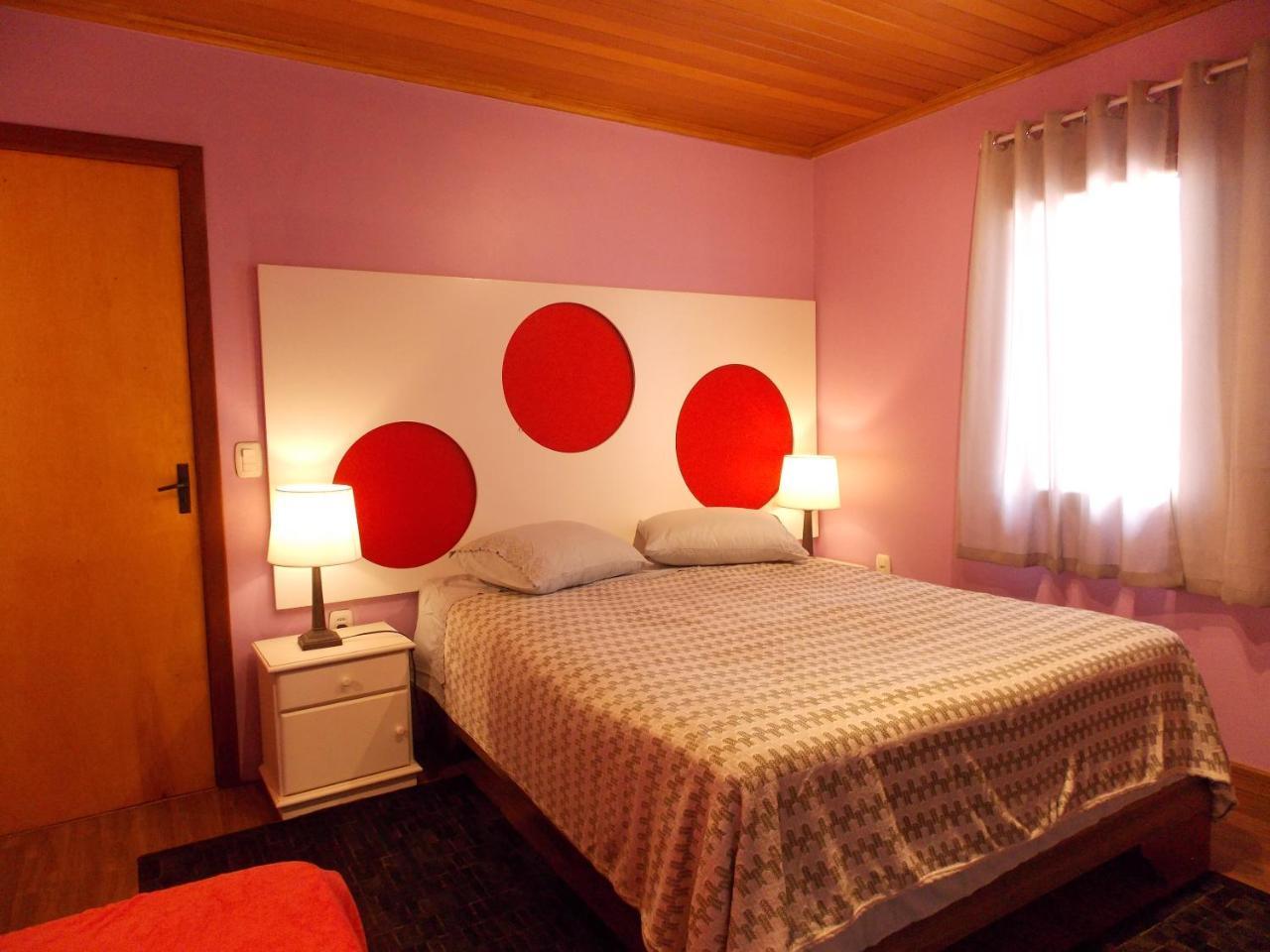 Casa 4 Quartos Em Canela Palace Hotel in Canela, Brasil