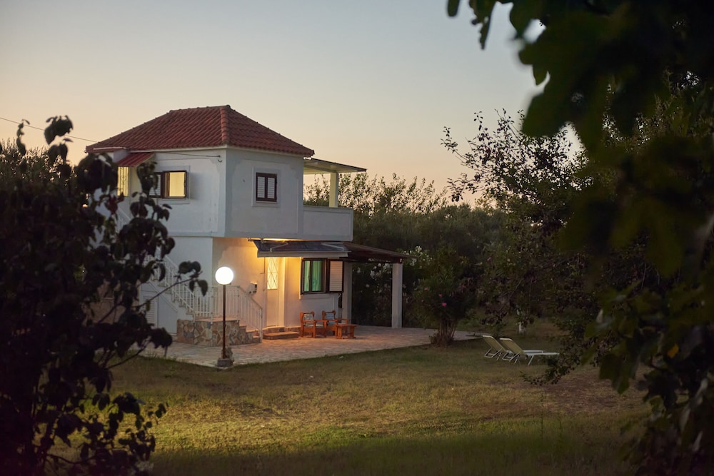 Villa Rania Zante Drosia — 4-Star Luxury Hotel in Zakynthos, Greece