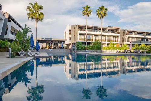 Glory Life — 4-Star Luxury Hotel in Antalya, Turkey