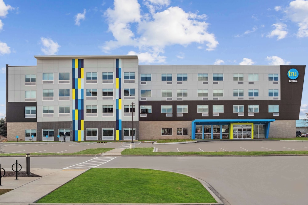 Tru by Hilton Janesville - photo 35