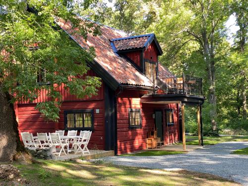 Spectacular 6 bed house in beautiful manor park — 4-Star Luxury Hotel in Mariefred, Sweden