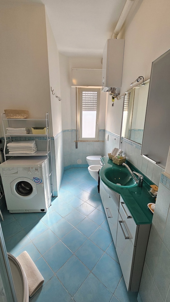 Happy House — 4-Star Luxury Hotel in Rimini, Italy