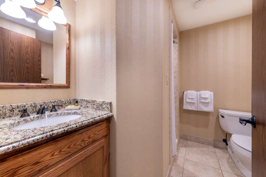 Best Western Plus Waterbury Stowe - photo 56