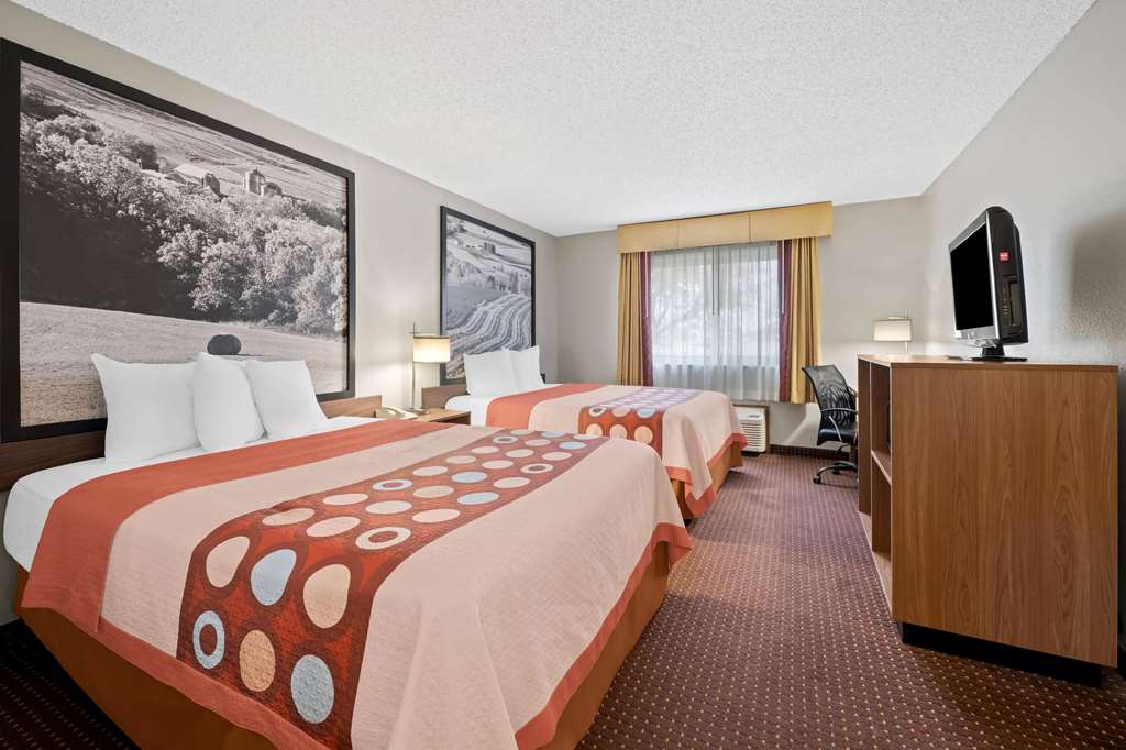 Super 8 by Wyndham Waverly - photo 14