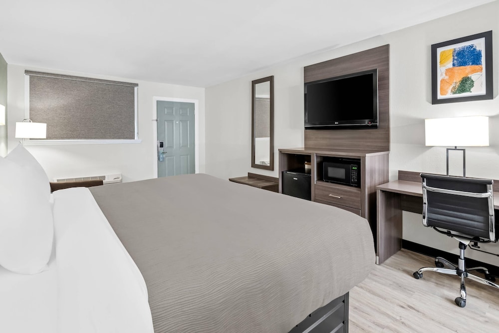 Quality Inn Harvey New Orleans - photo 11