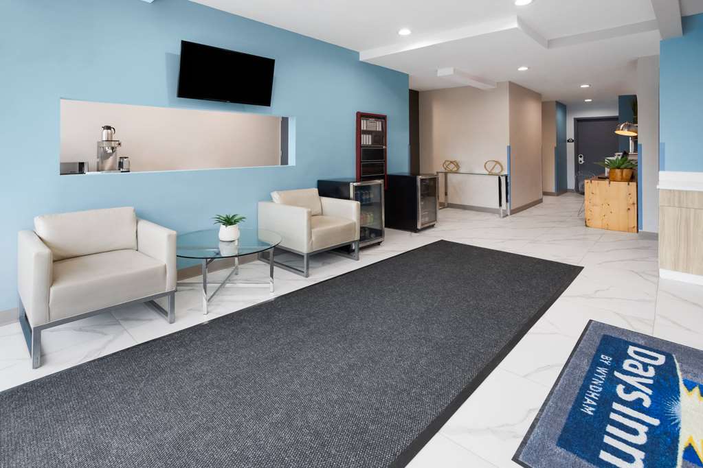 Days Inn by Wyndham Staten Island - photo 7