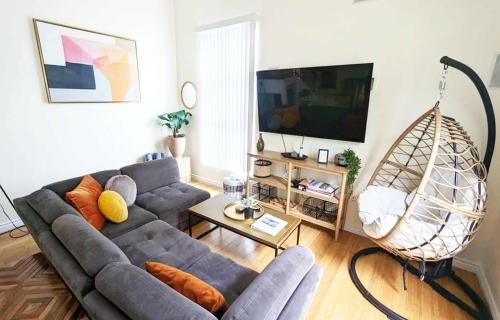 Seaside Sanctuary Rooftop Deck & Hot Tub — hotel in Hermosa Beach