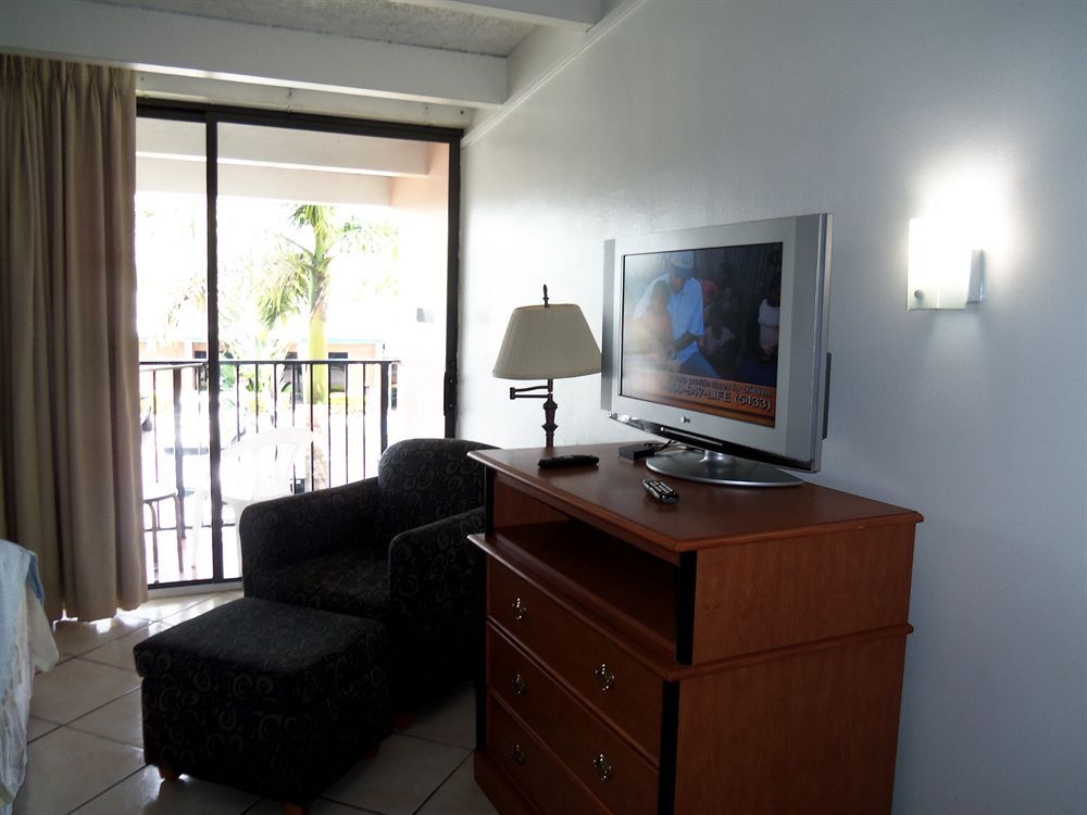 Peaks Hotel and Suites - photo 2