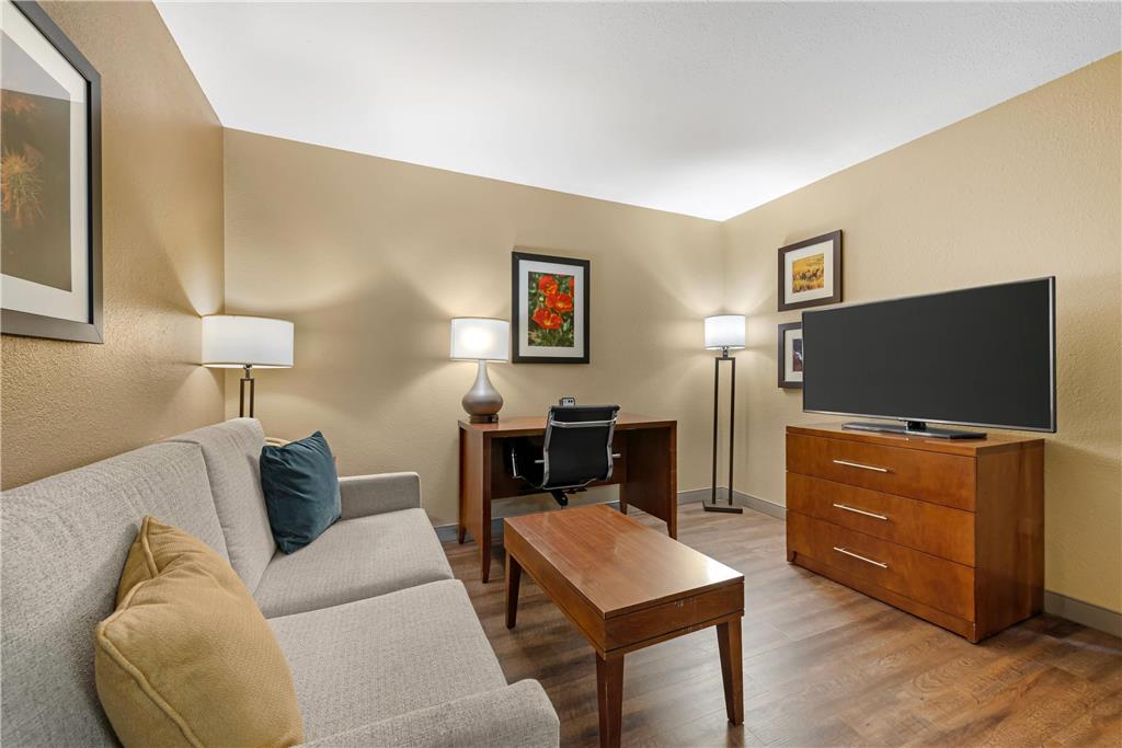 Comfort Inn & Suites Carbondale on the Roaring Fork - photo 49