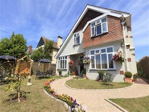 Corner Meadow — 4-Star Luxury Hotel in Swanage, United Kingdom