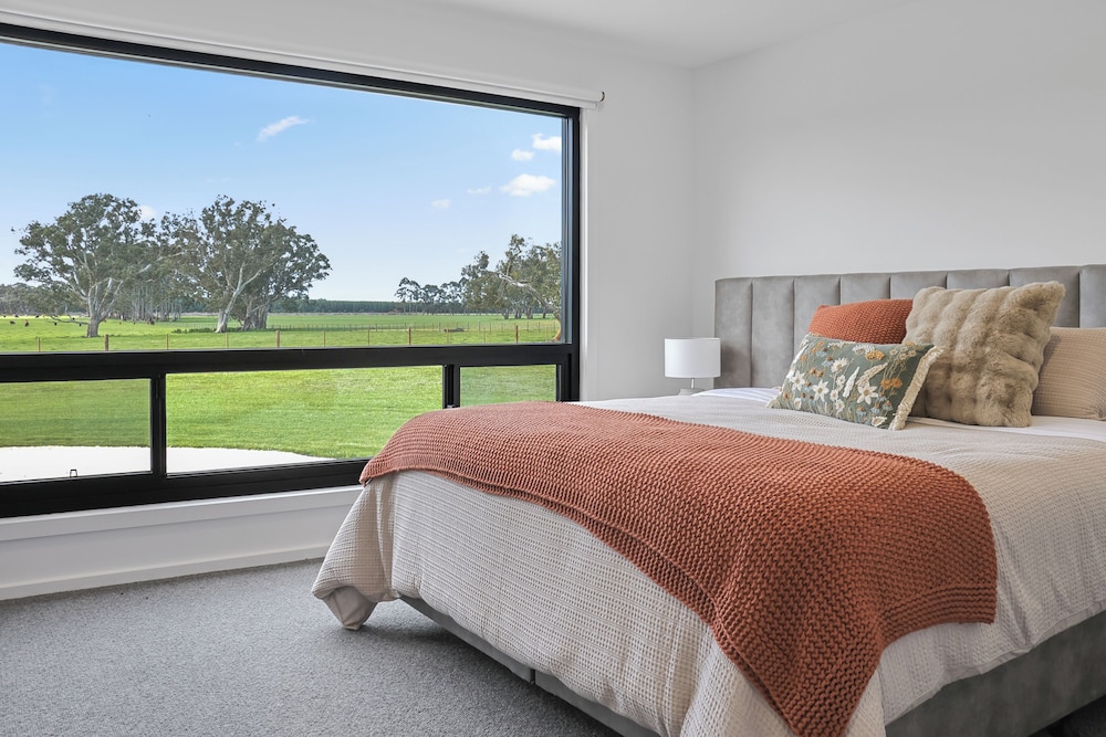 Warrawindi Escapes — Penola — photo 4