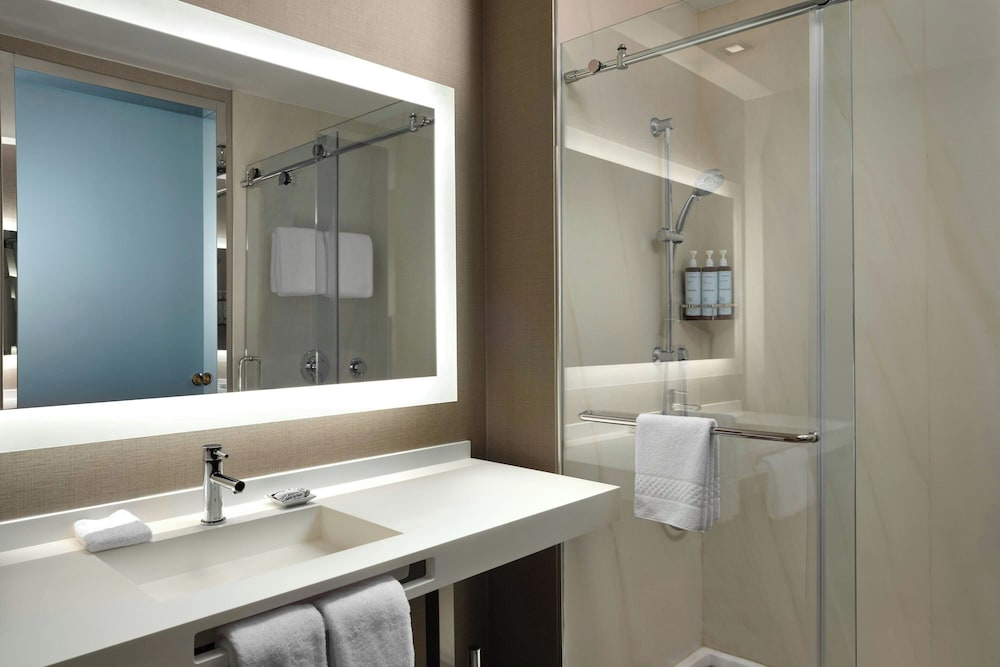 AC Hotel by Marriott Jackson Ridgeland - photo 25