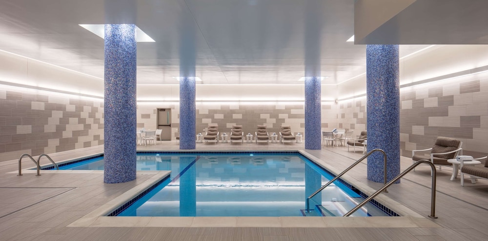 Embassy Suites by Hilton Minneapolis Downtown - photo 26