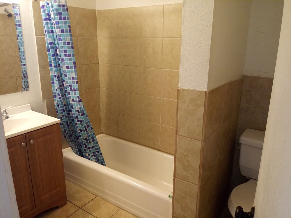 La Fun Motel - photo 41