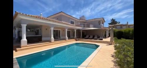 The Beverly Vilamoura in Quarteira, Portugal