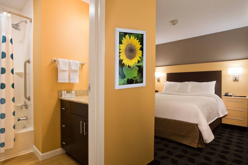 TownePlace Suites Dodge City - photo 5